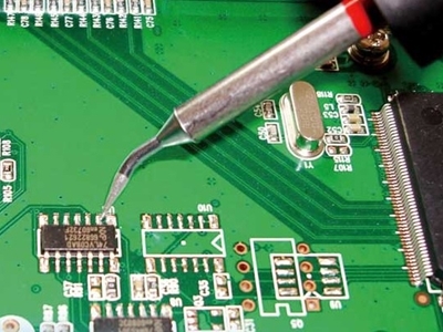 İLTEK TECHNOLOGY SMD – Thru-Hole Soldering Techniques and Technologies